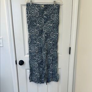 Blue and White Patterned Pants
